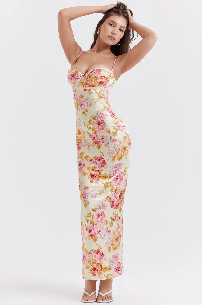 Amelia - Charming Floral Dress
